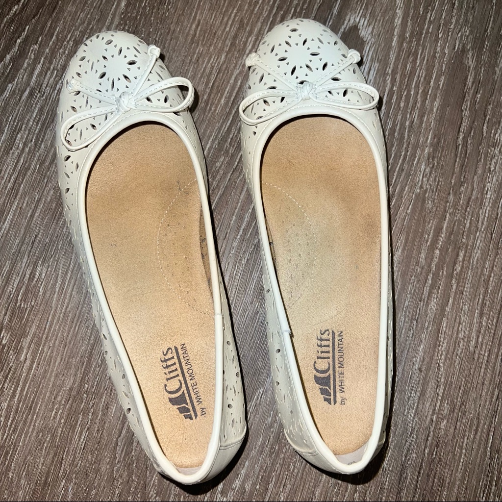 Brand New White Mountain Brand Flats Size 9